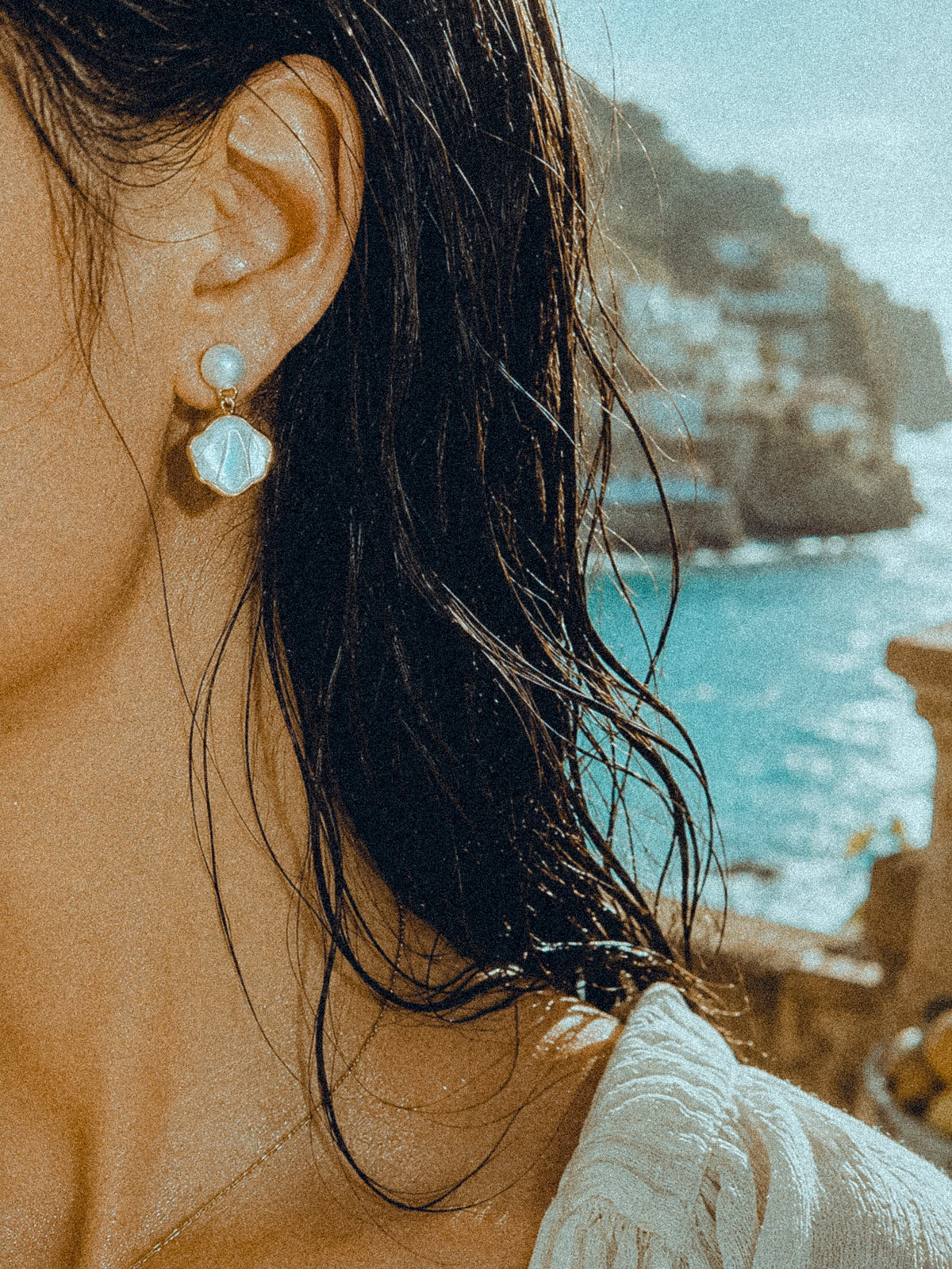 Riviera Her