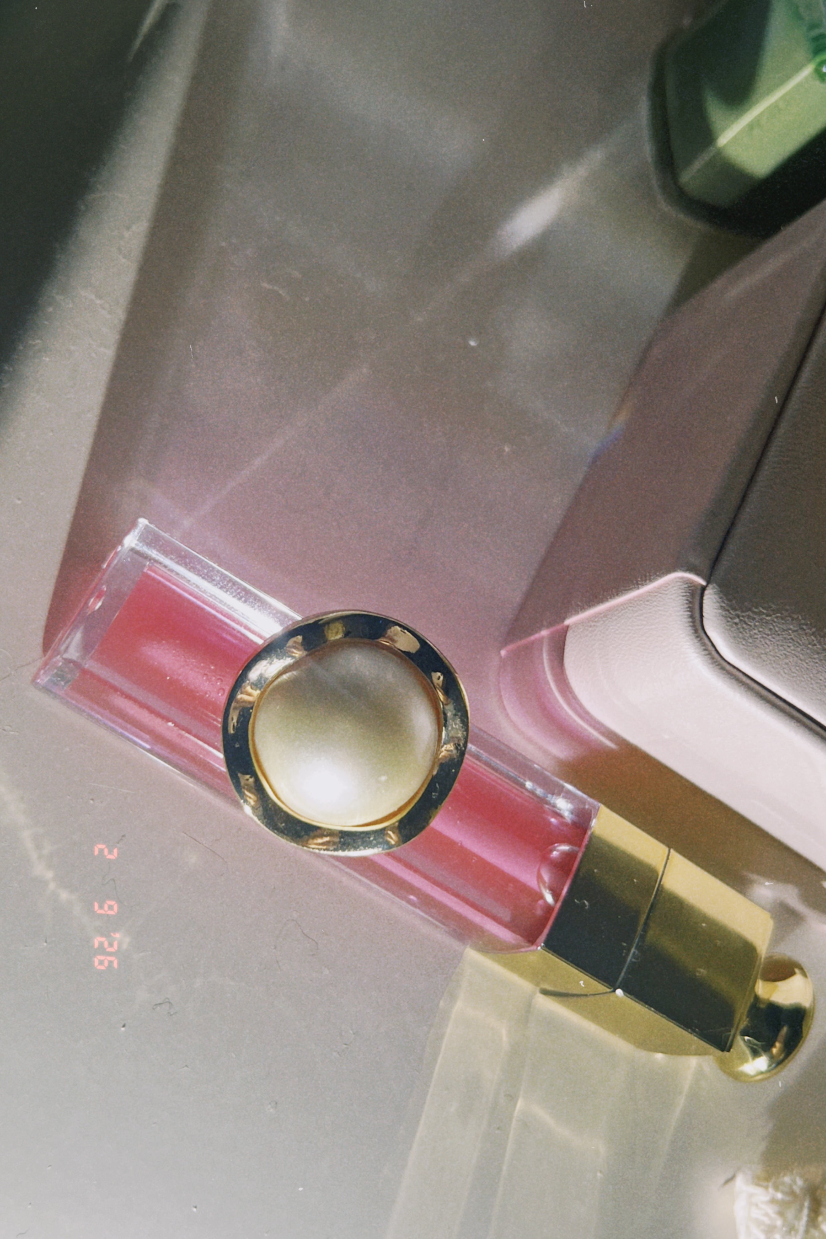 The Gilded Age: Vintage Statement Pearl Earrings with Textured Gold Studs