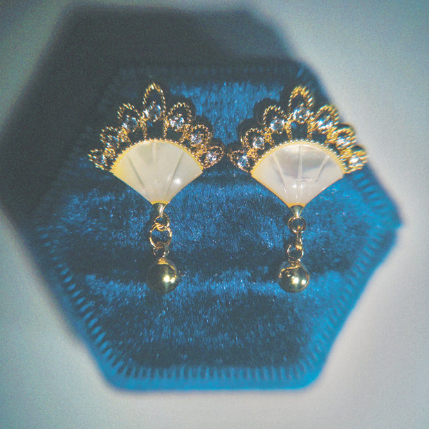 Dinner in Monte Carlo Mother-of-Pearl 18k Gold Plated Earrings