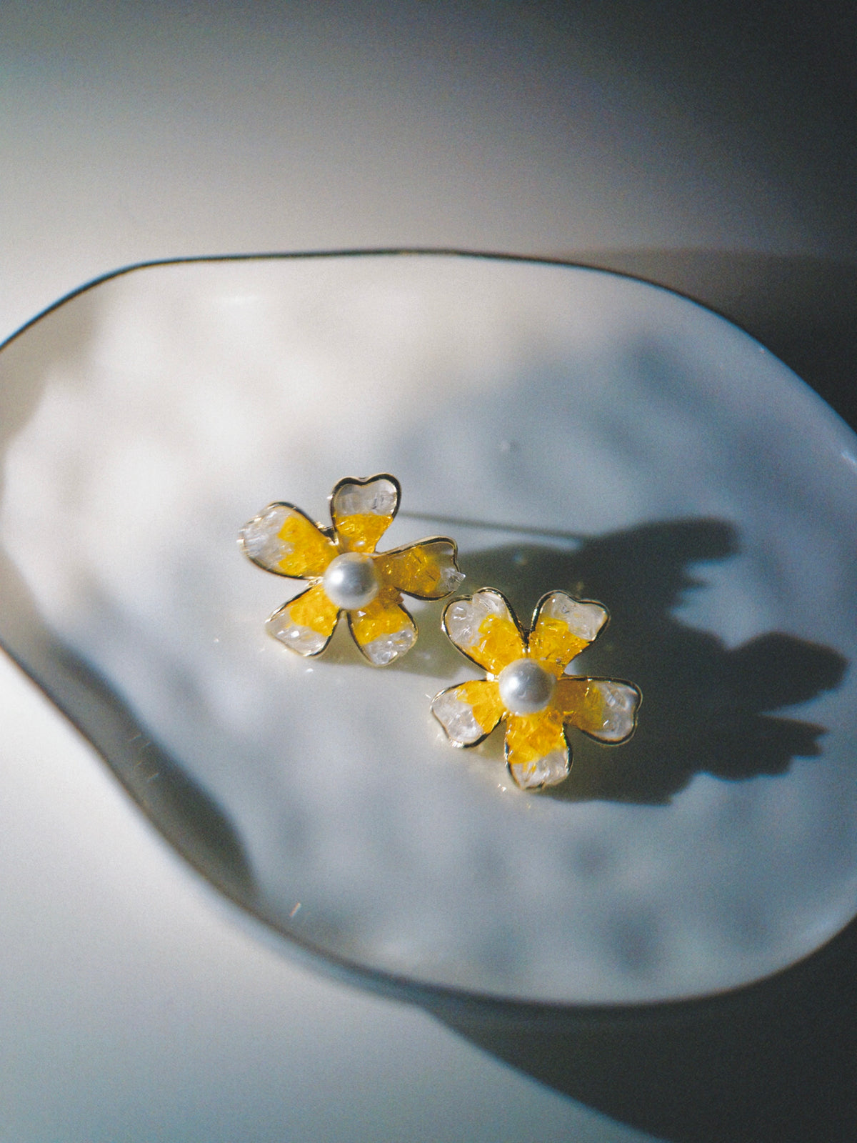 Picking Daisies Flower Stud Earrings