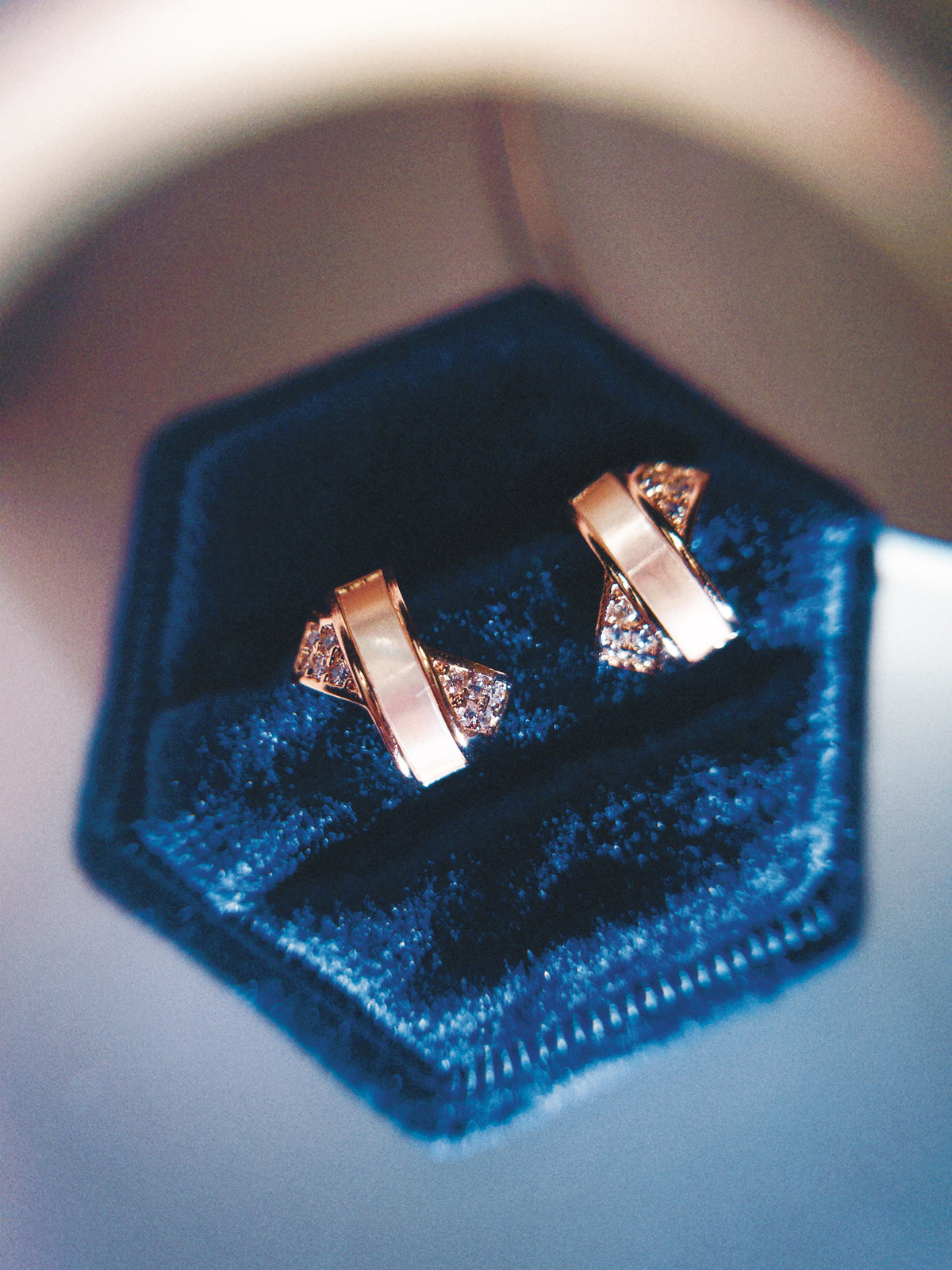Silk Blouse Mother-of-Pearl Stud Earrings