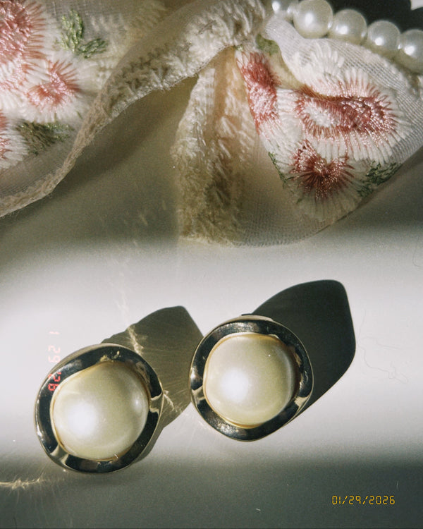 The Gilded Age: Vintage Statement Pearl Earrings with Textured Gold Studs