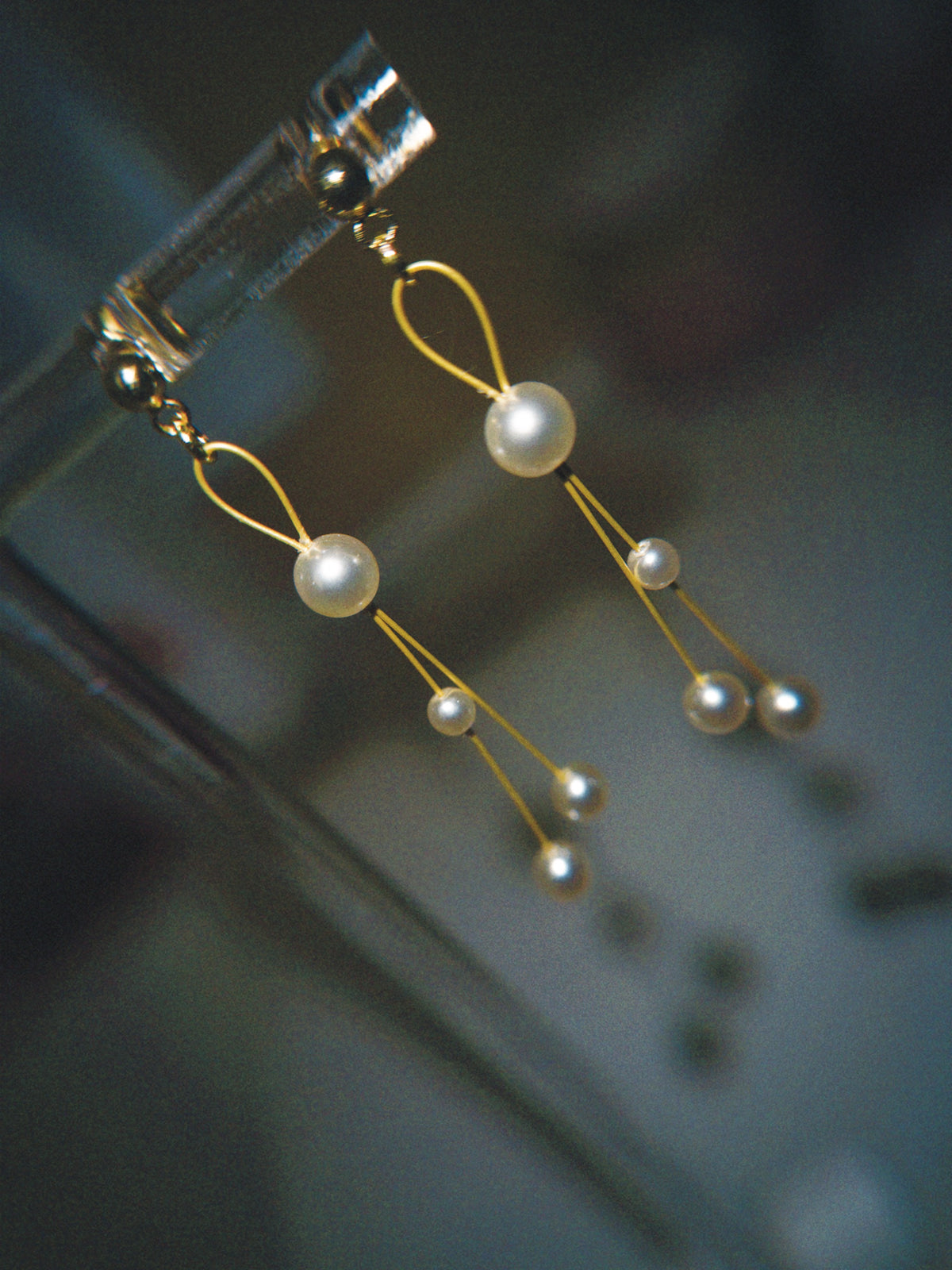 Terrace Dinner Crystal Pearl Drop Earrings